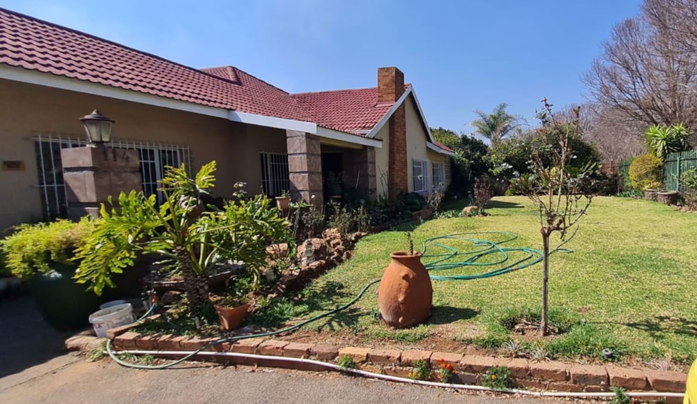 House for sale in Petersfield - 1SP1714631