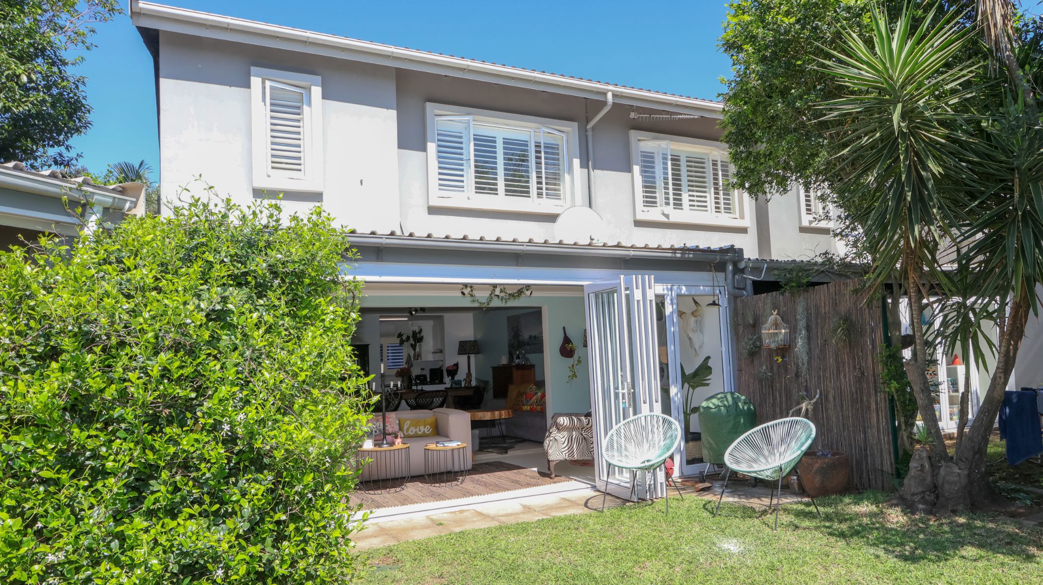Security complex home let in Umdloti Beach - 1ND1715342