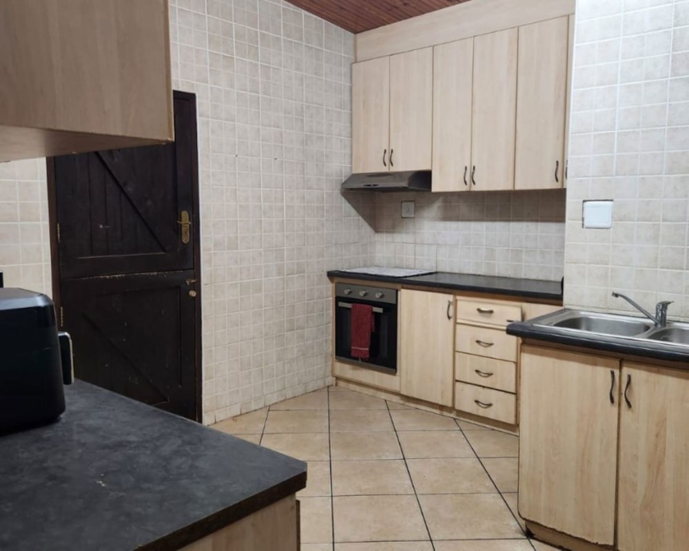 House to rent in Uitenhage (Kariega) - 1UK1713670 House to rent in Uitenhage (Kariega) - 1UK1713670