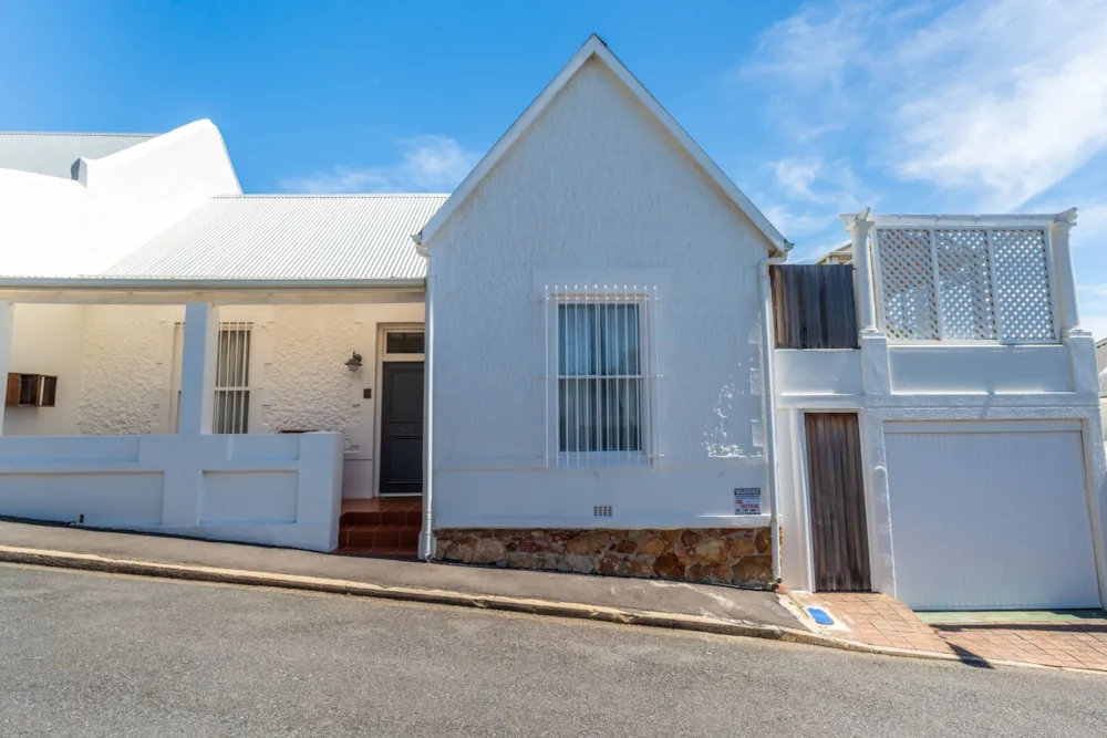 House let in Seaforth - FHL1730380 House let in Seaforth - FHL1730380