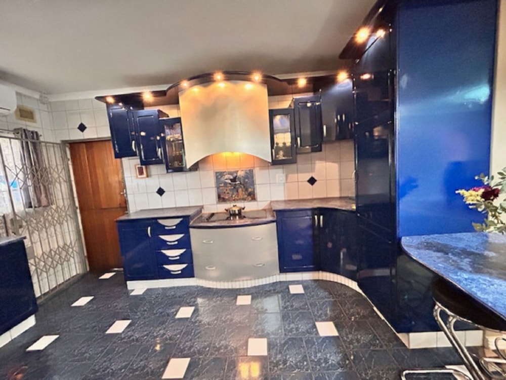 House for sale in Brackenham - 1RY1705290