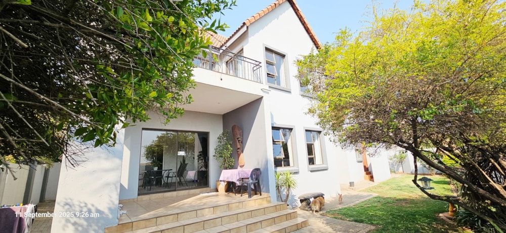 Townhouse for sale in Midstream Estate - CN1714382