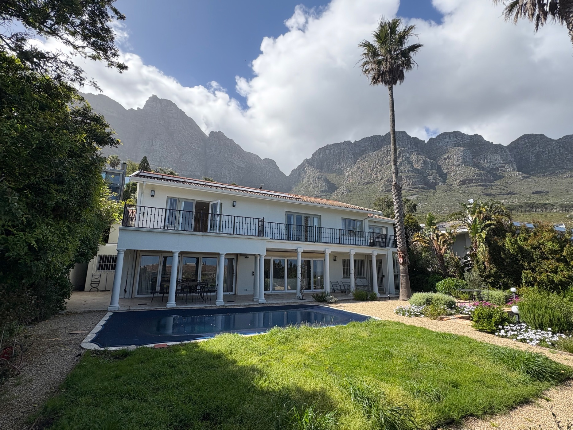 House to rent in Camps Bay - BYL1711408