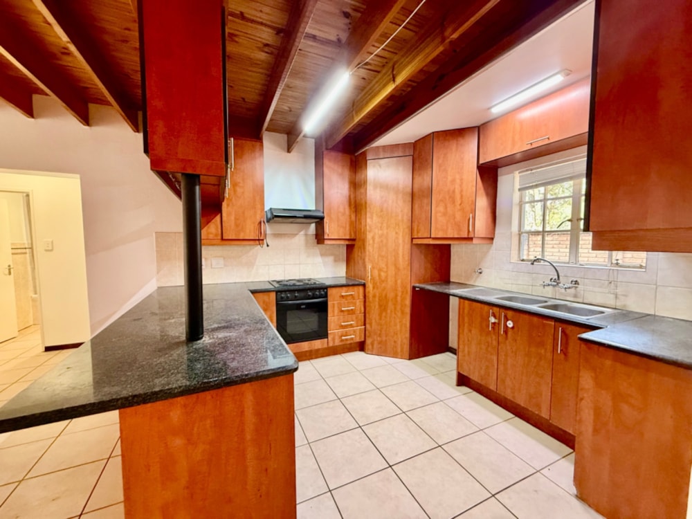 House let in Olympus AH - PTL1714058 House let in Olympus AH - PTL1714058