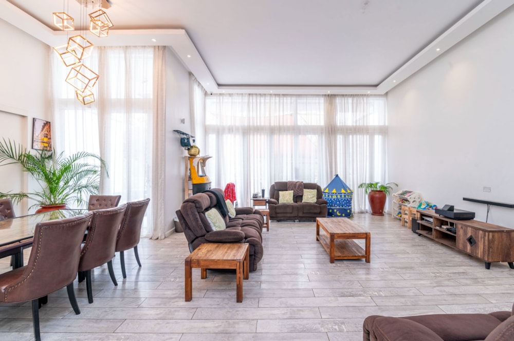 Townhouse for sale in Kyuna , Kenya - 3KE1714750