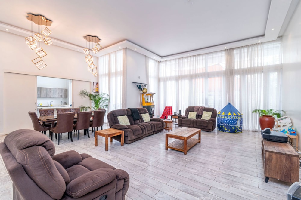 Townhouse for sale in Kyuna , Kenya - 3KE1714750