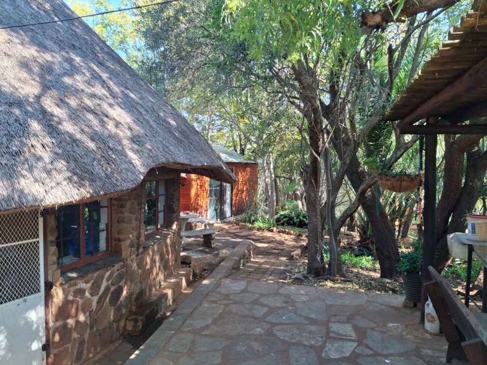 Mixed use farm for sale in Zeerust - 1RU1713387