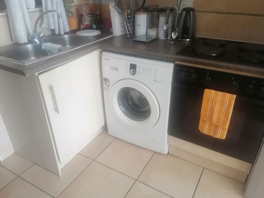 Apartment for sale in Hillcrest, Pretoria - PT1701023 Apartment for sale in Hillcrest, Pretoria - PT1701023