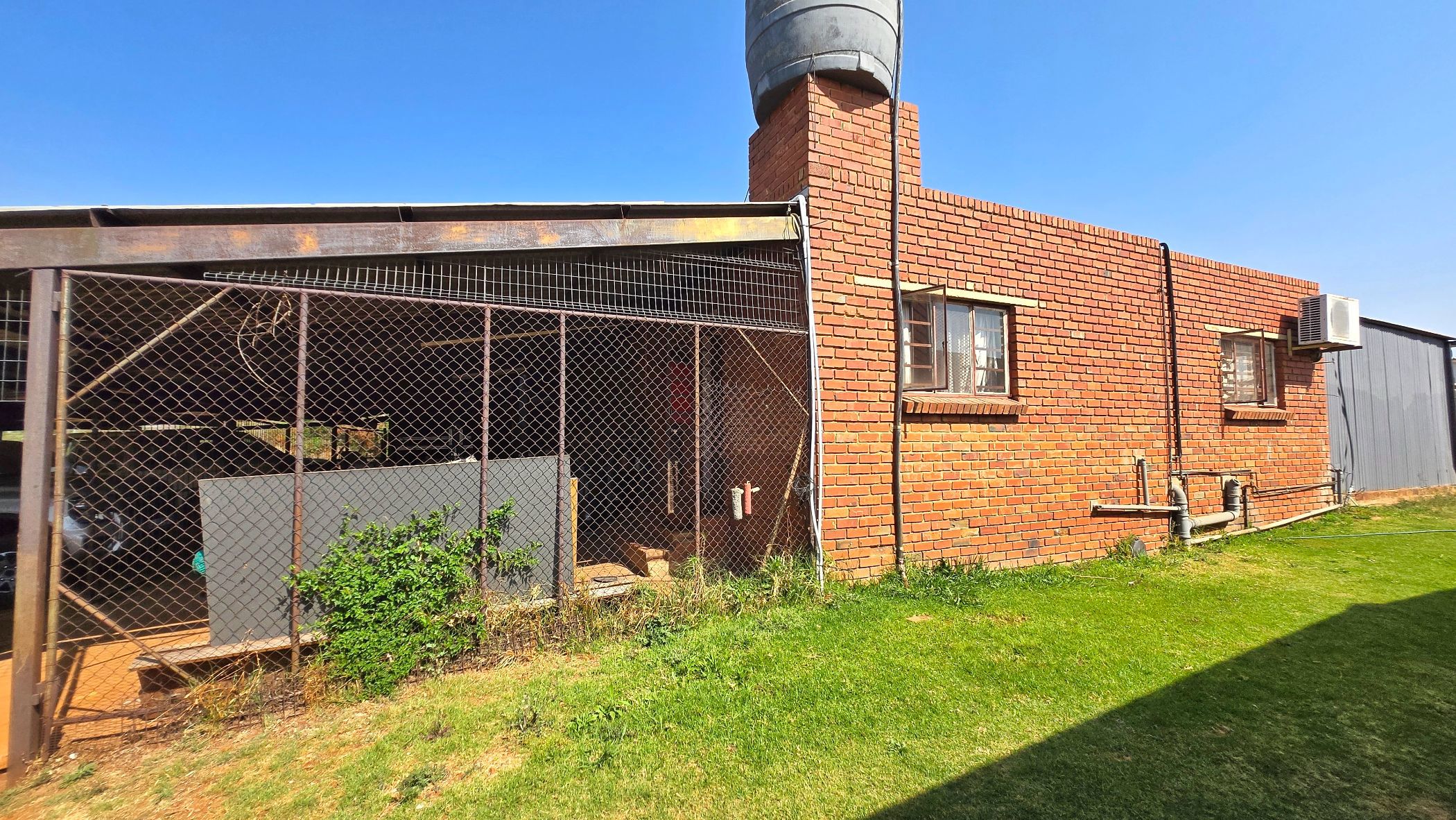 Smallholding for sale in Tiegerpoort AH - PRN1714737