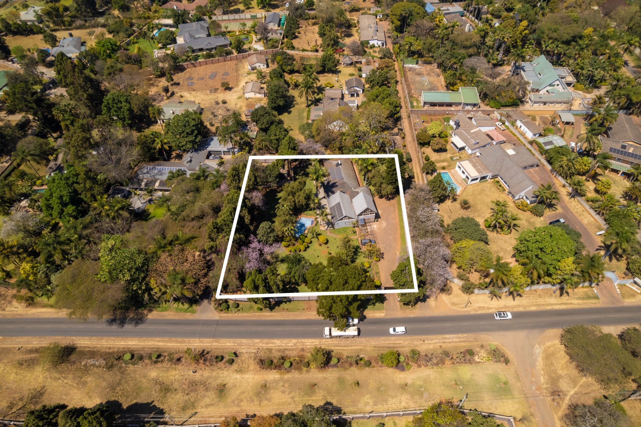 House for sale in Chisipite, Zimbabwe - 3ZB1713538