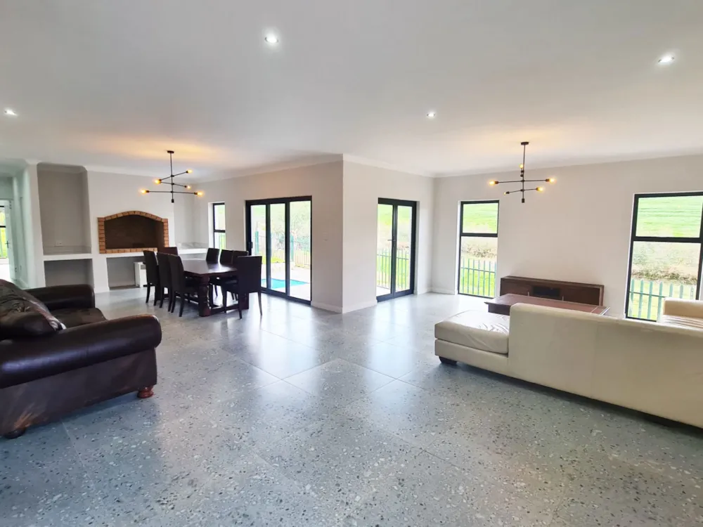 House let in Glen Lily, Malmesbury - 1MS1704338 House let in Glen Lily, Malmesbury - 1MS1704338