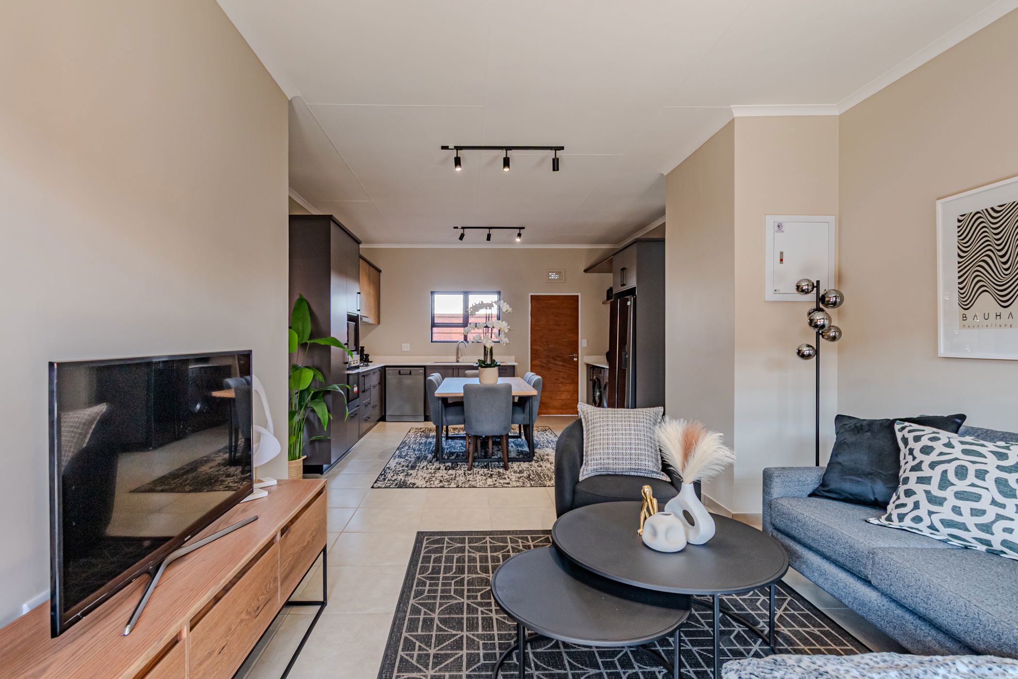 Security estate home for sale in Rietvalleirand - CN1704740