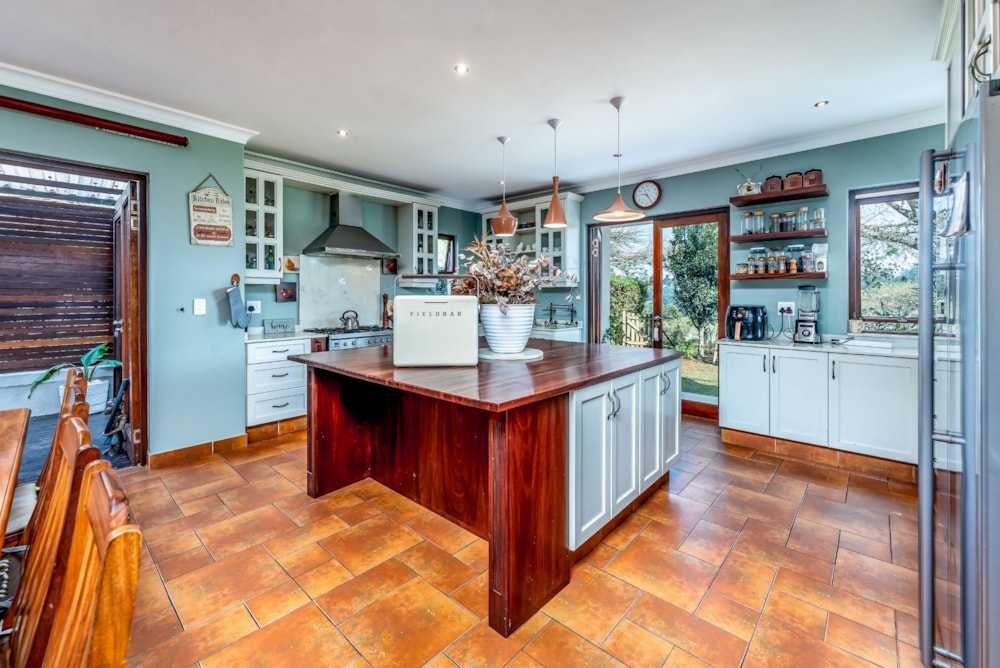 Golf estate house for sale in Cotswold Downs Estate - 1KF1714190 Golf estate house for sale in Cotswold Downs Estate - 1KF1714190