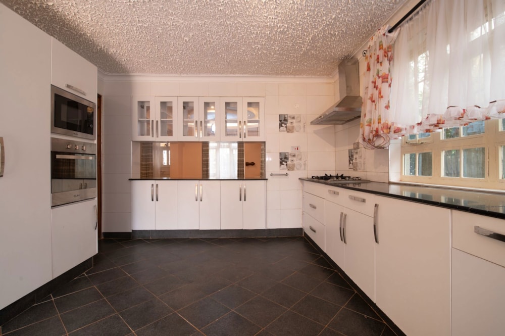 House for sale in Kitengela, Kenya - 3KE1712438 House for sale in Kitengela, Kenya - 3KE1712438