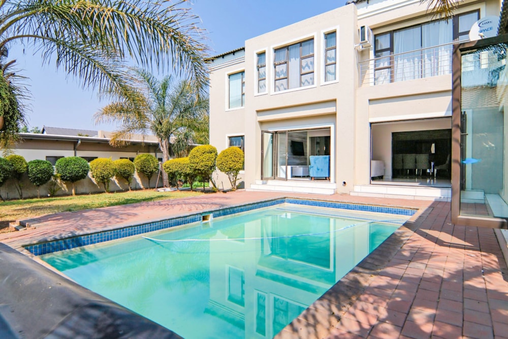 House for sale in Midstream Estate - CN1712443 House for sale in Midstream Estate - CN1712443