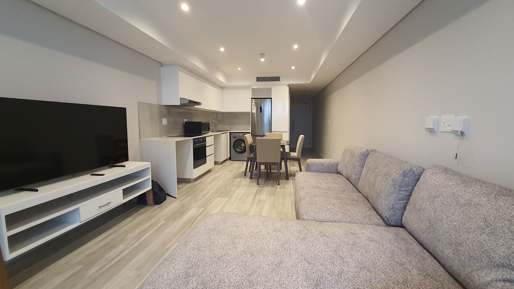 Apartment to rent in uMhlanga Rocks - 1ND1707391