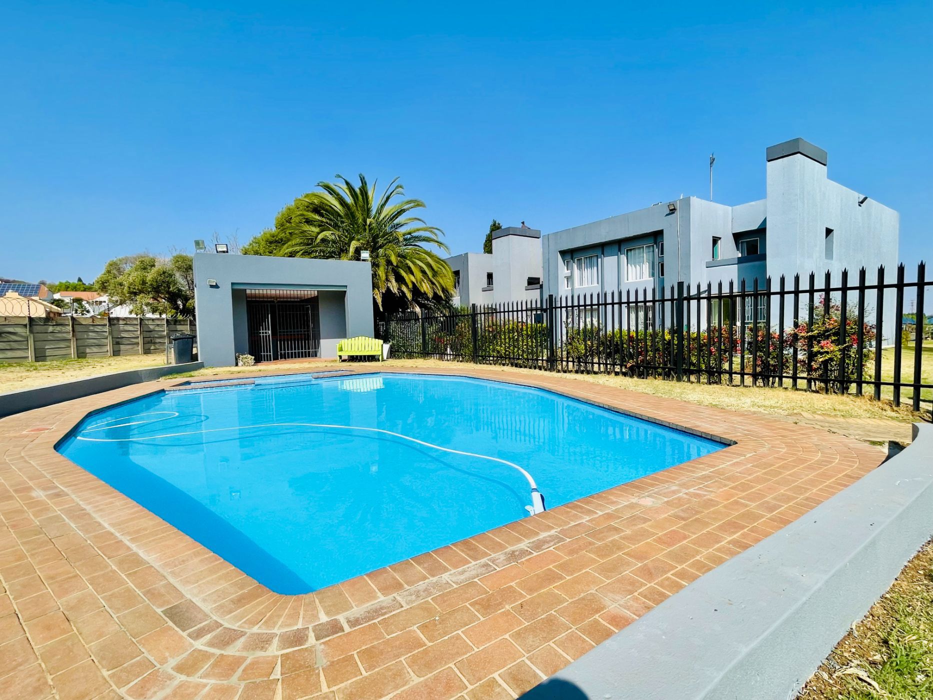 Townhouse for sale in Mulbarton - 1GV1713429