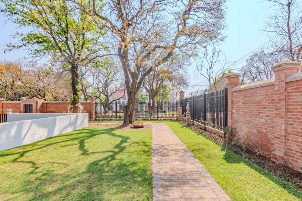 Cluster let in Brooklyn, Pretoria East - PTL1711774 Cluster let in Brooklyn, Pretoria East - PTL1711774