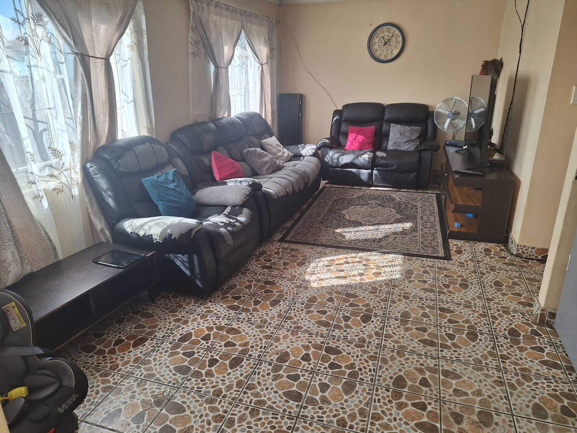 House sold in Houghton Place - 1KV1712081