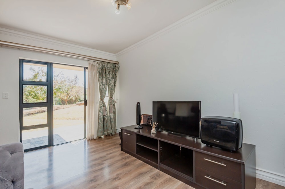 Apartment for sale in Jackal Creek Golf Estate - RAN1714458