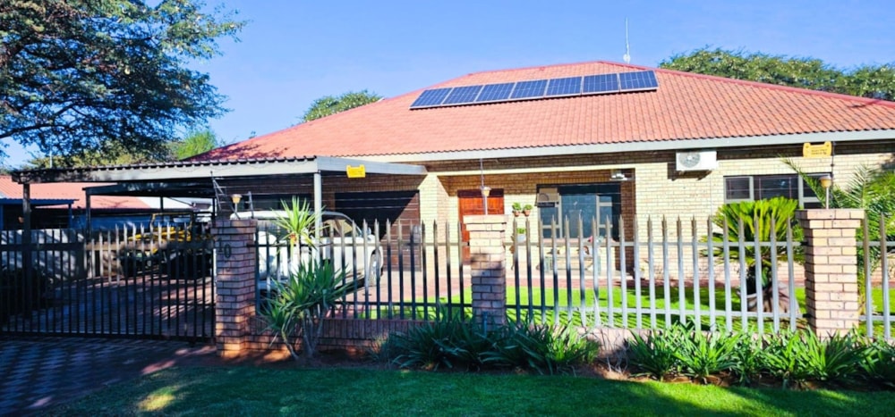 House to rent in Kathu - 1RN1742084