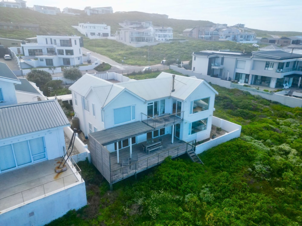 Double-storey house for sale in Yzerfontein - LA1712958 Double-storey house for sale in Yzerfontein - LA1712958