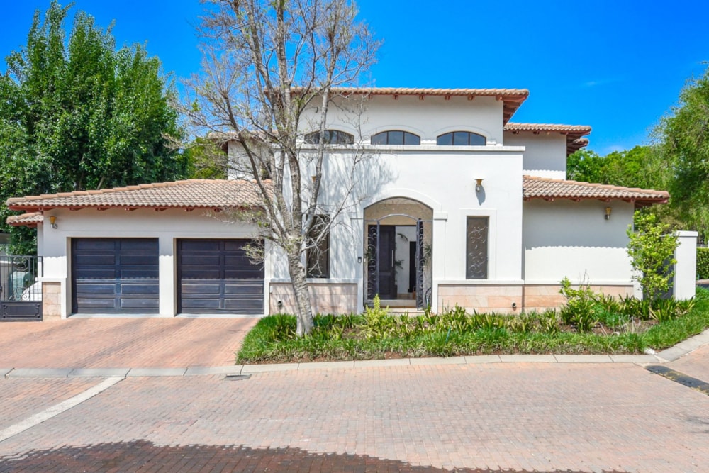 Cluster for sale in Bryanston - HP1716216