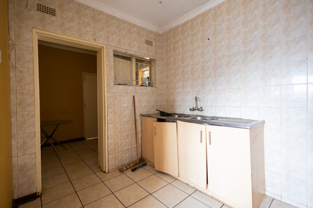 House for sale in Borrowdale West, Zimbabwe - 3ZB1714335 House for sale in Borrowdale West, Zimbabwe - 3ZB1714335