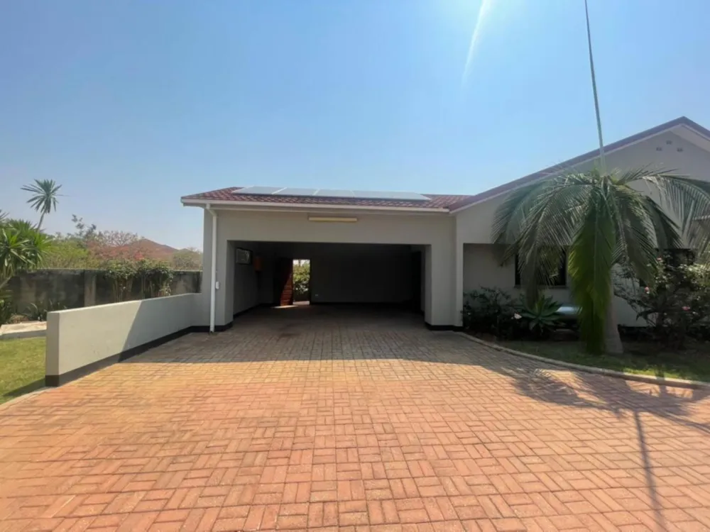 House for sale in Ibex Hill, Zambia - 3ZA1712403