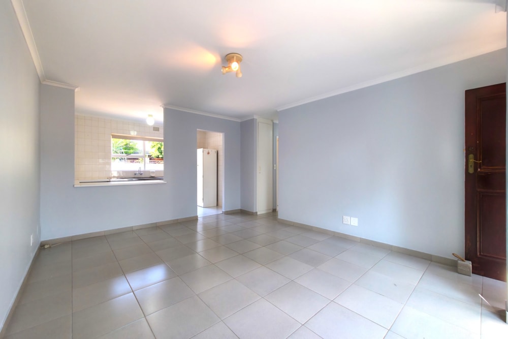 Security complex home to rent in Blouberg Rise - 1TV1713336 Security complex home to rent in Blouberg Rise - 1TV1713336