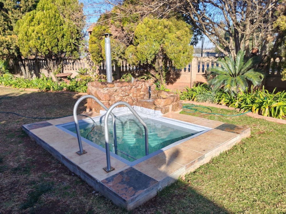 House for sale in Meyerton Central - 1VT1713655 House for sale in Meyerton Central - 1VT1713655