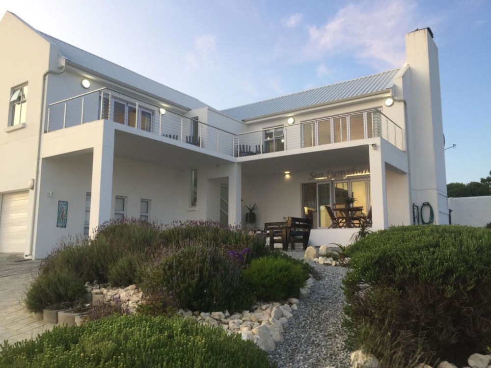 Double-storey house for sale in Struisbaai - 1SW1712791 Double-storey house for sale in Struisbaai - 1SW1712791