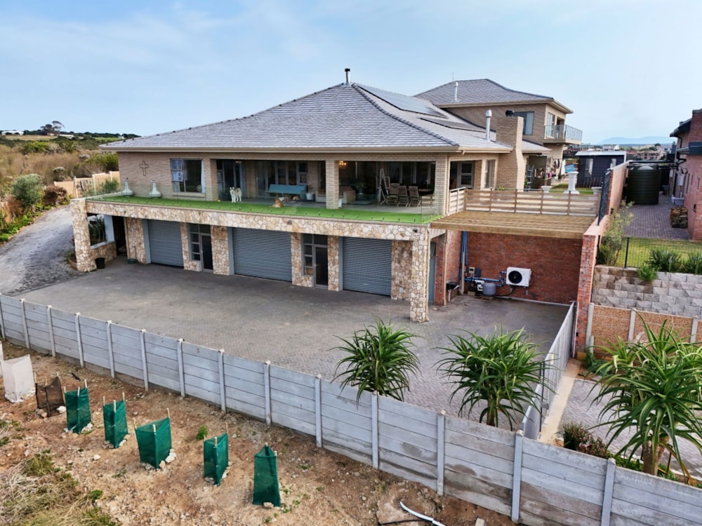 House for sale in Stilbaai West - 1SR1712735 House for sale in Stilbaai West - 1SR1712735