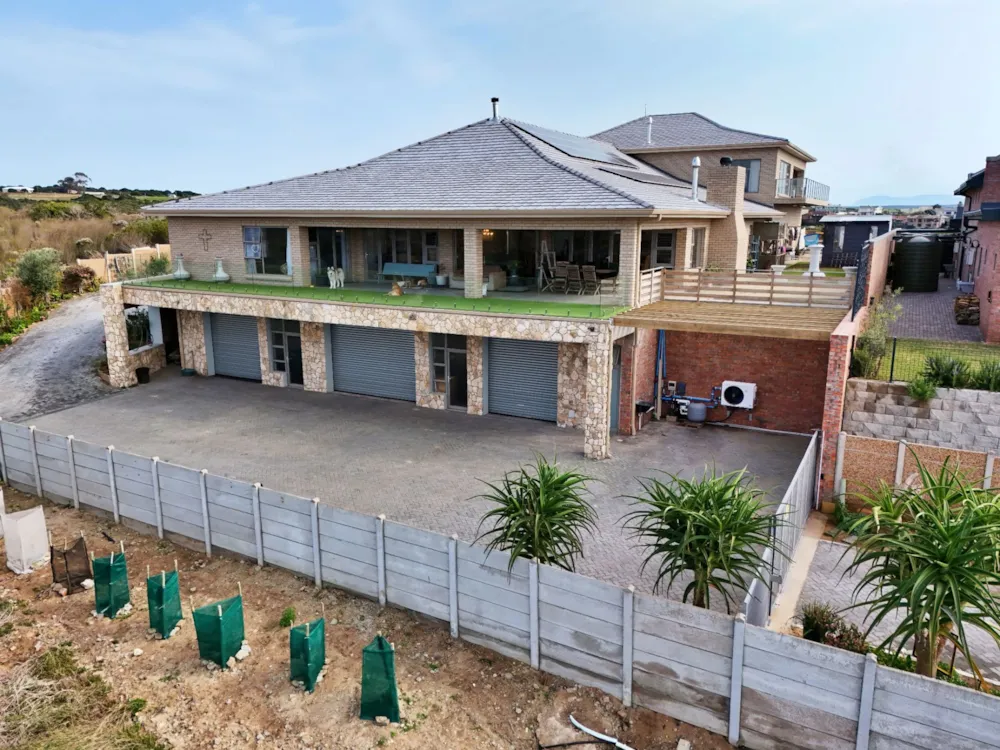 House for sale in Stilbaai West - 1SR1712735 House for sale in Stilbaai West - 1SR1712735