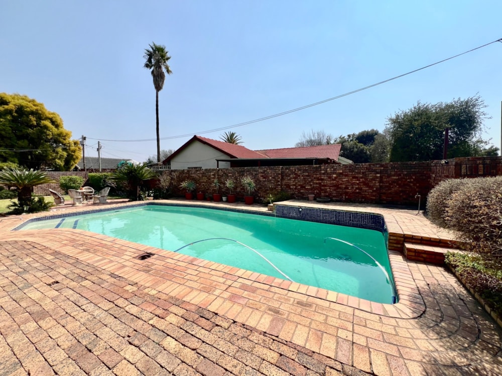 House for sale in Bester - PRN1713101