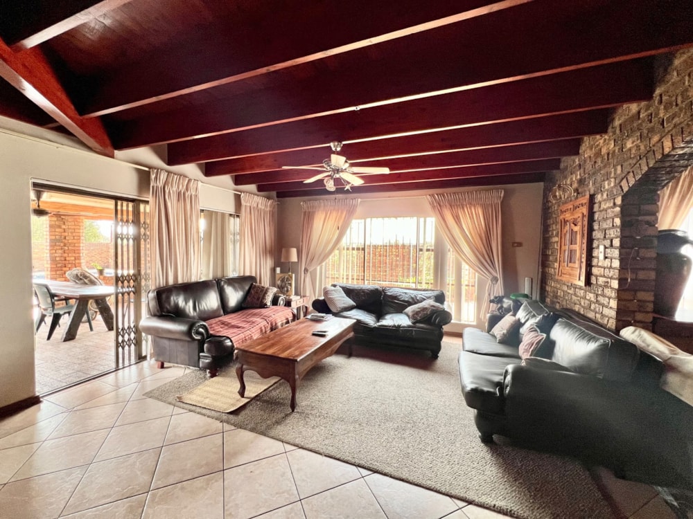 House for sale in Bester - PRN1713101