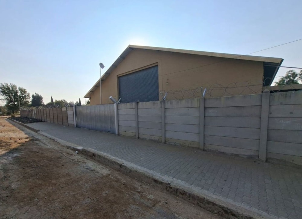 Commercial Building for sale in Theunissen - 1WM1713445 Commercial Building for sale in Theunissen - 1WM1713445