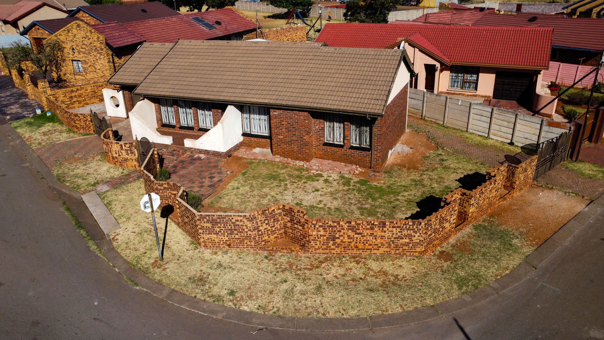 House for sale in Vosloorus - BOK1714563