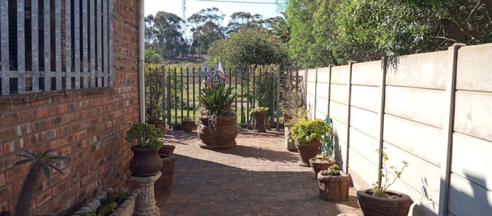 House for sale in Albertinia - 1SR1713330