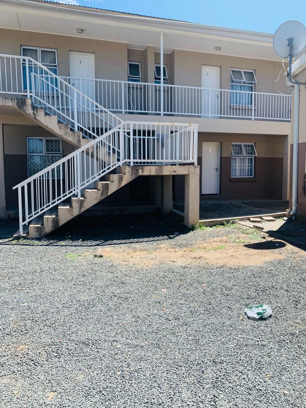 Bachelor apartment to rent in Queenstown - 1MH1713007