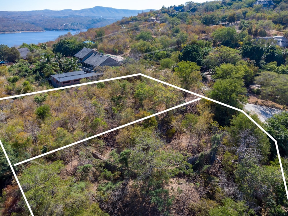 Vacant land for sale in Kariba, Zimbabwe - 3ZB1713027 Vacant land for sale in Kariba, Zimbabwe - 3ZB1713027