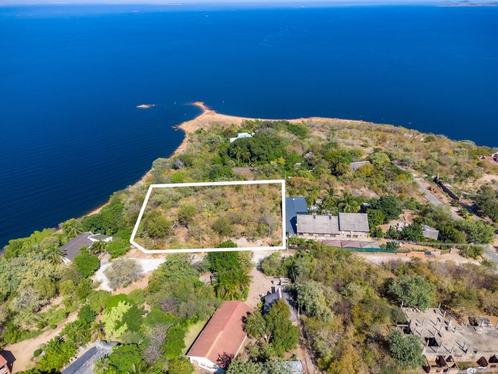 Vacant land for sale in Kariba, Zimbabwe - 3ZB1713027 Vacant land for sale in Kariba, Zimbabwe - 3ZB1713027