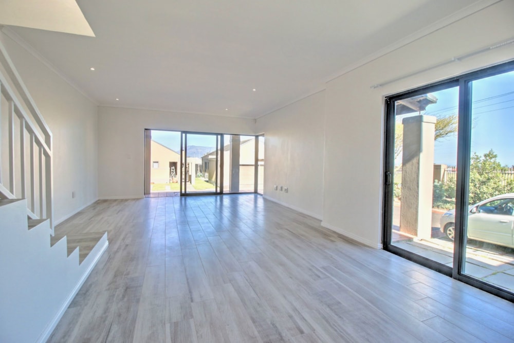 House let in Plattekloof - 1PLA1713041 House let in Plattekloof - 1PLA1713041