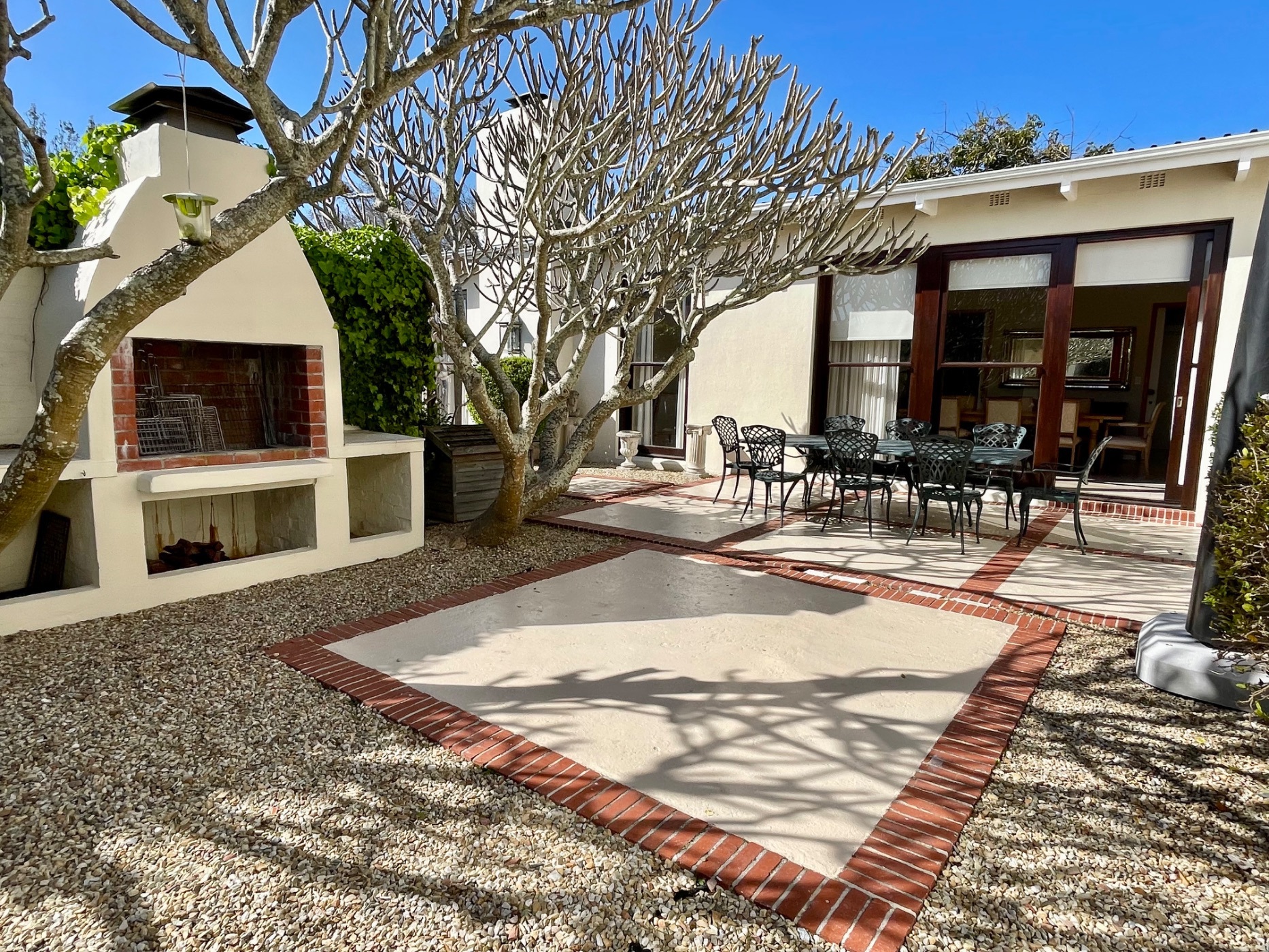 House let in Claremont Upper - RBL1713093