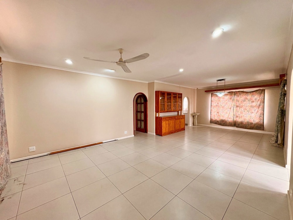 House for sale in Uitenhage Central (Kariega Central)  - 1UK1713183