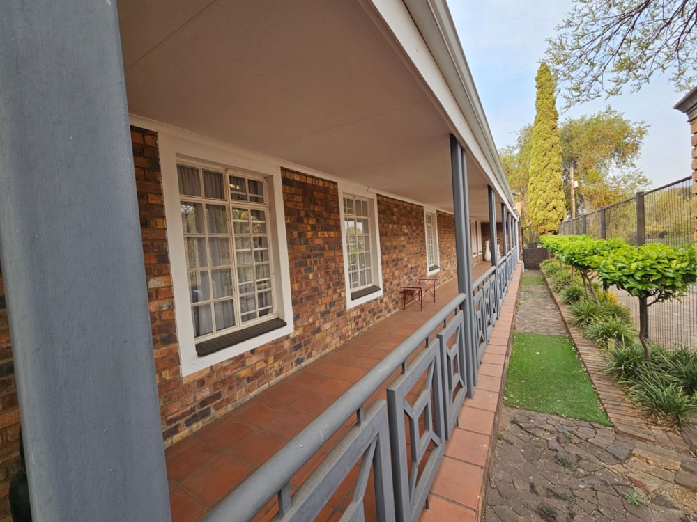 Townhouse let in Heidelberg, Gauteng - 1SP1713075 Townhouse let in Heidelberg, Gauteng - 1SP1713075