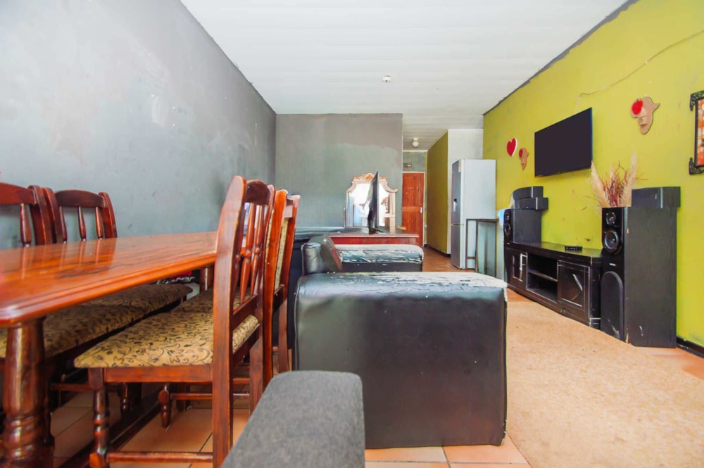 Apartment for sale in Wentworth Park - 1KR1713131 Apartment for sale in Wentworth Park - 1KR1713131