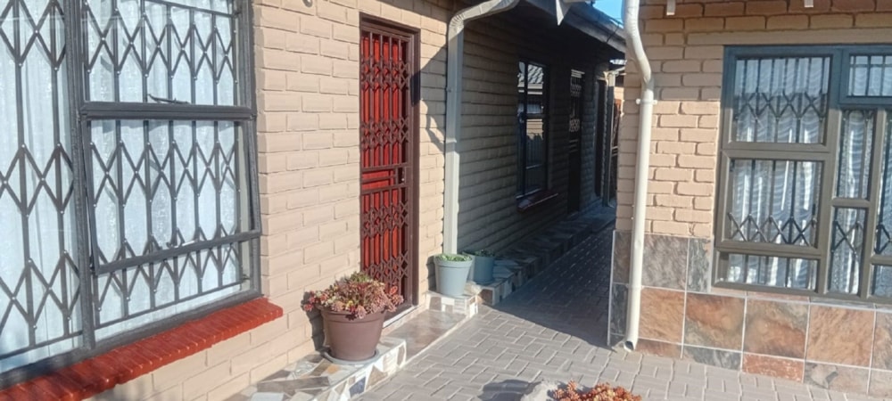 House for sale in Bohlokong - 1BTH1714278