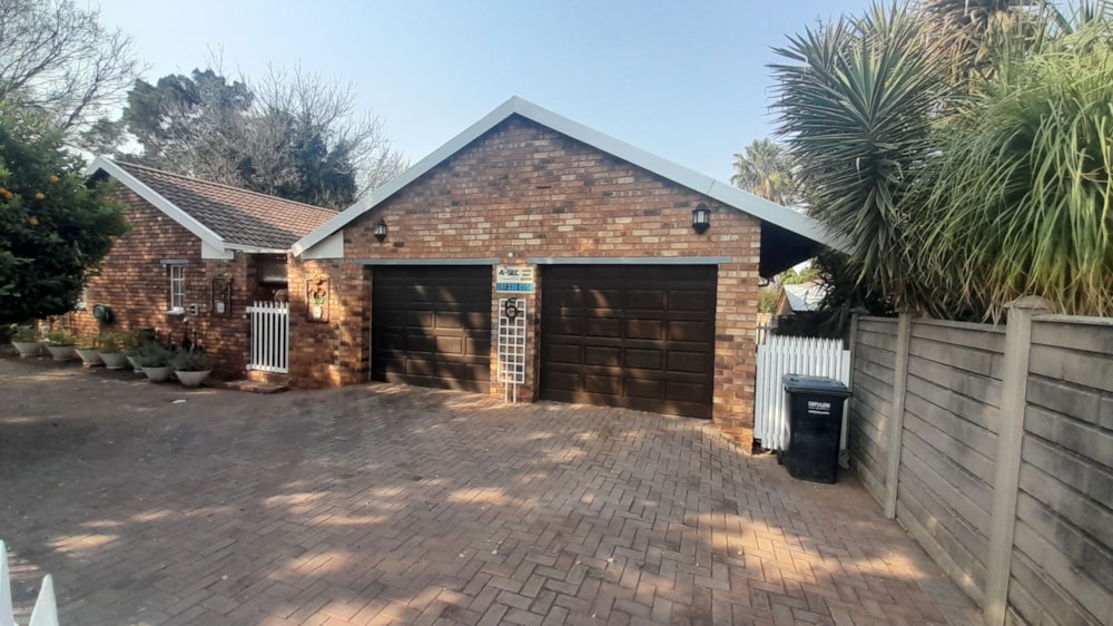 House for sale in Vanderbijlpark SE 4 - 1VT1713174 House for sale in Vanderbijlpark SE 4 - 1VT1713174