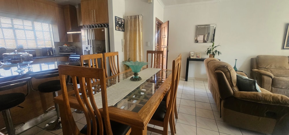 Townhouse sold in Arcon Park - 1VT1713200